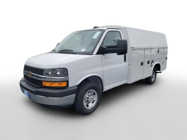 2024 Chevrolet Express Base