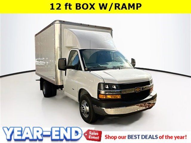 2024 Chevrolet Express Base