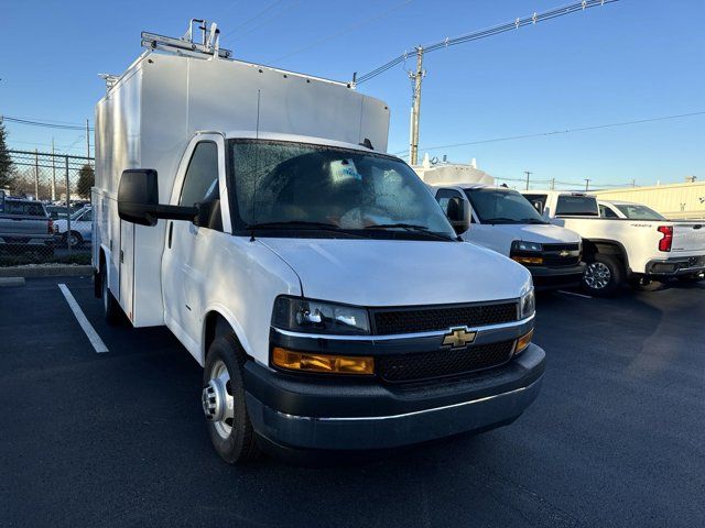 2024 Chevrolet Express Base