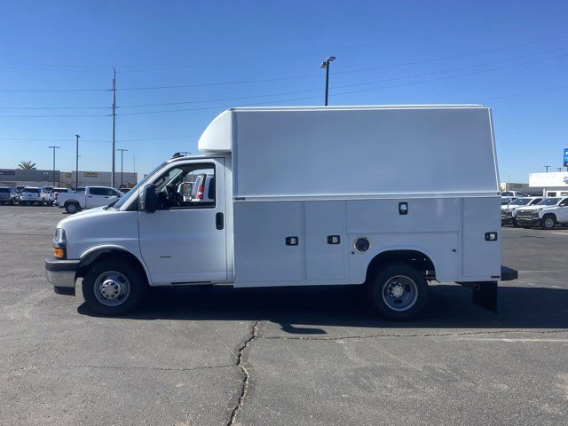 2024 Chevrolet Express Base