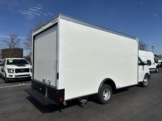 2024 Chevrolet Express Base
