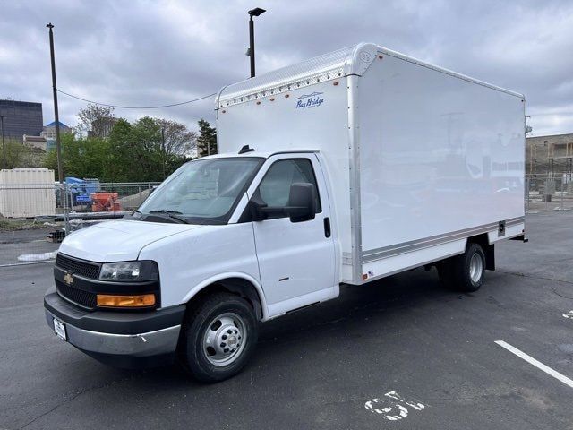 2024 Chevrolet Express Base