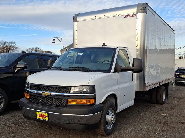 2024 Chevrolet Express Base