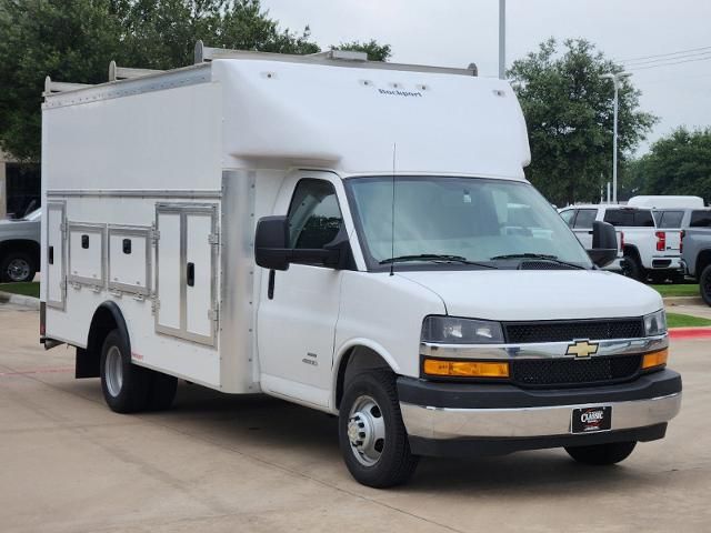 2024 Chevrolet Express Base