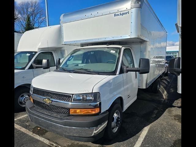 2024 Chevrolet Express Base