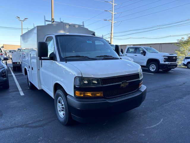 2024 Chevrolet Express Base