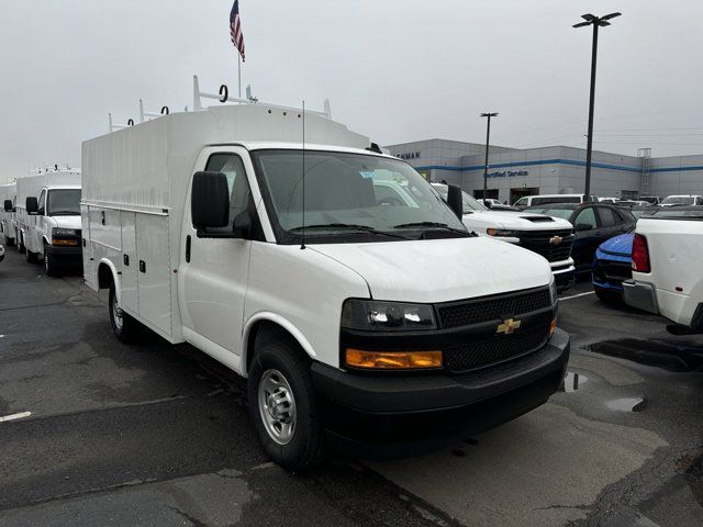 2024 Chevrolet Express Base