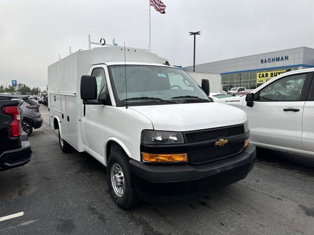 2024 Chevrolet Express Base