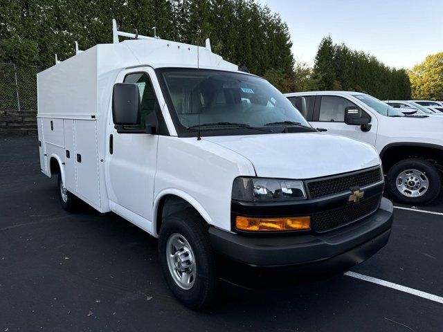 2024 Chevrolet Express Base