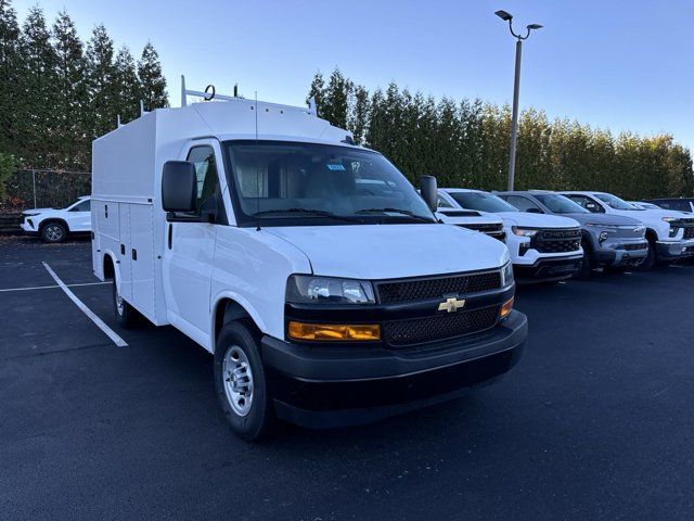 2024 Chevrolet Express Base