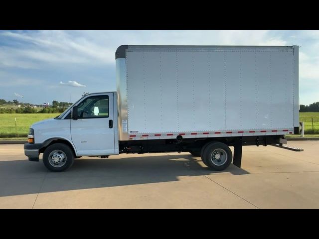 2024 Chevrolet Express Base