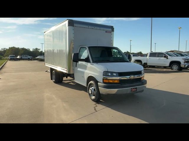 2024 Chevrolet Express Base