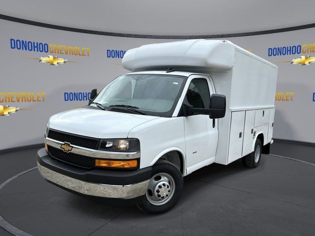 2024 Chevrolet Express Base