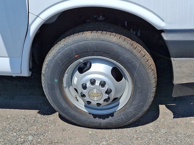 2024 Chevrolet Express Base