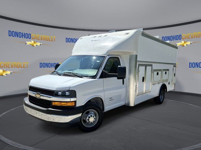 2024 Chevrolet Express Base