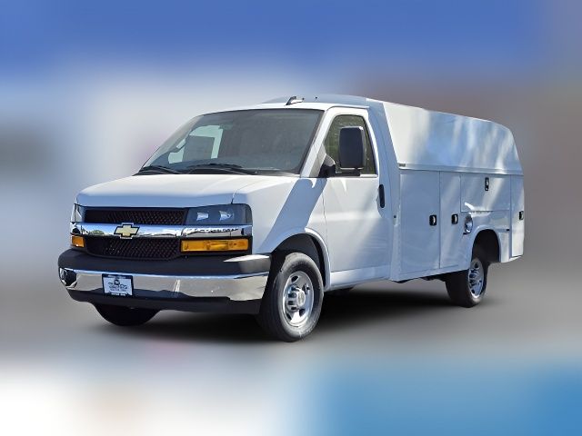 2024 Chevrolet Express Base