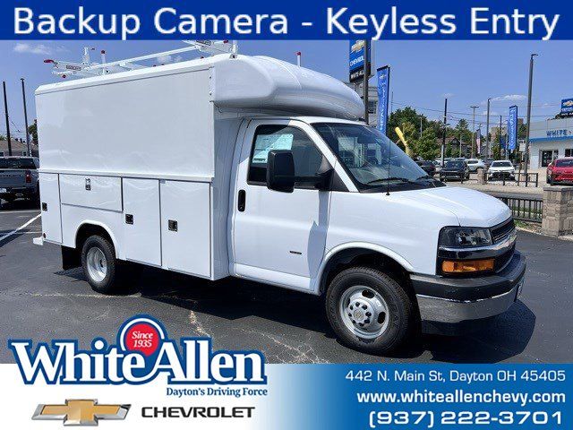 2024 Chevrolet Express Base