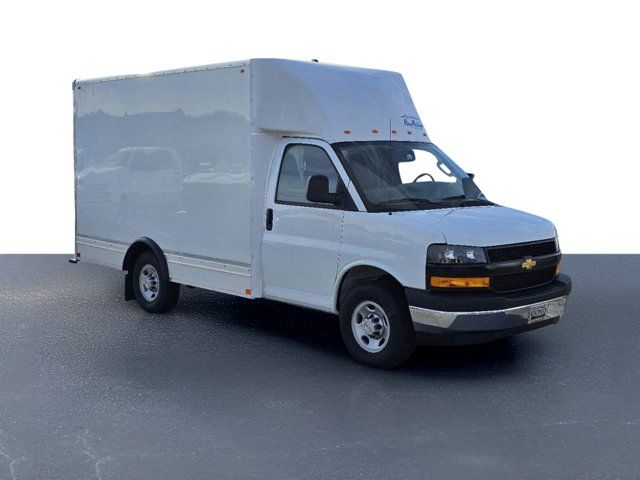 2024 Chevrolet Express Base
