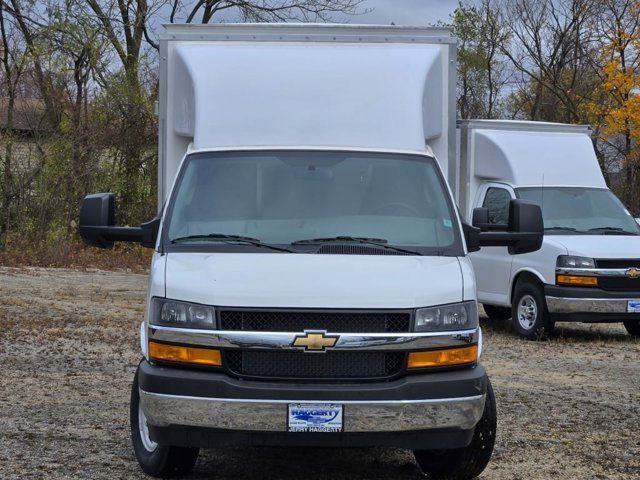 2024 Chevrolet Express Base