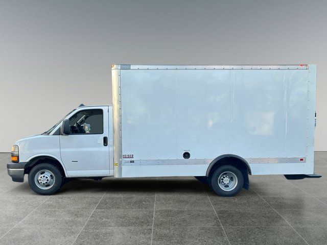 2024 Chevrolet Express Base