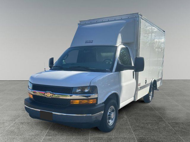 2024 Chevrolet Express Base