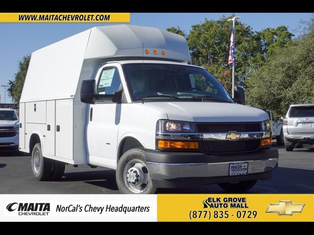 2024 Chevrolet Express Base