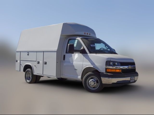 2024 Chevrolet Express Base