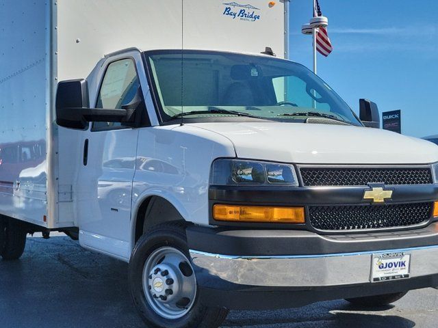 2024 Chevrolet Express Base