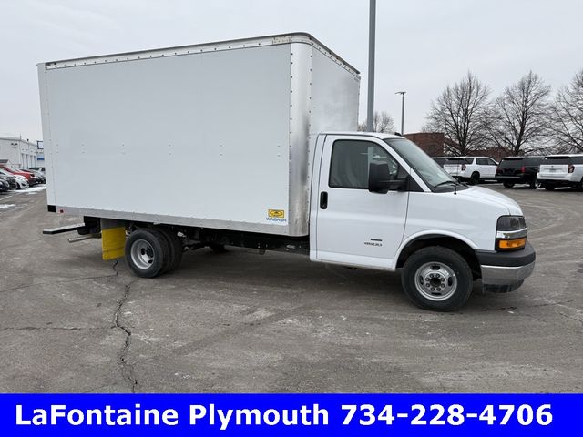 2024 Chevrolet Express Base