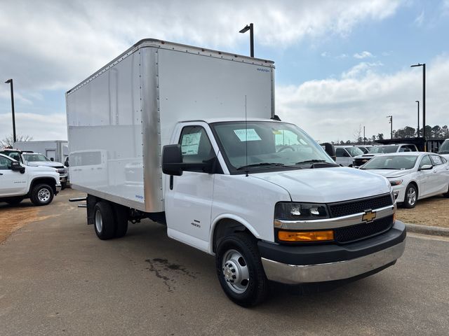 2024 Chevrolet Express Base