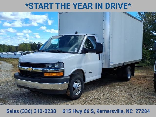 2024 Chevrolet Express Base