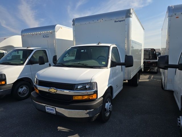 2024 Chevrolet Express Base