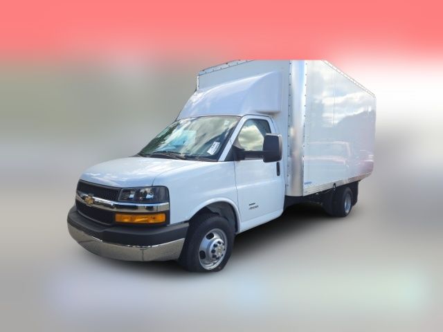2024 Chevrolet Express Base