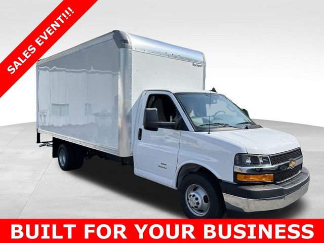 2024 Chevrolet Express Base