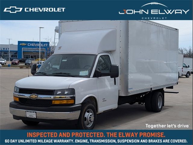 2024 Chevrolet Express Base