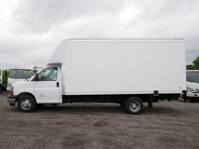 2024 Chevrolet Express Base