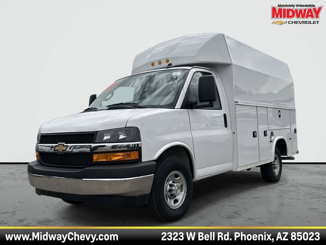 2024 Chevrolet Express Base