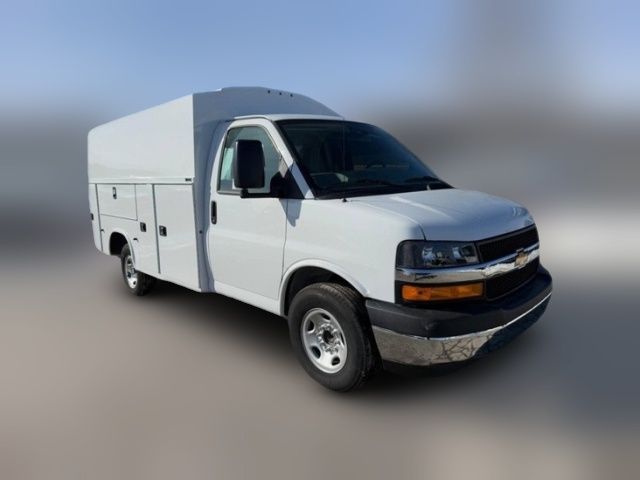 2024 Chevrolet Express Base