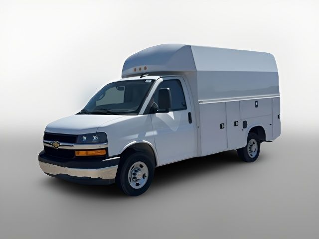 2024 Chevrolet Express Base