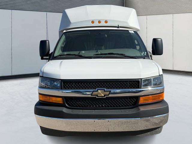 2024 Chevrolet Express Base