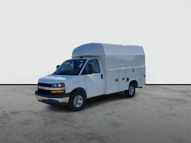 2024 Chevrolet Express Base