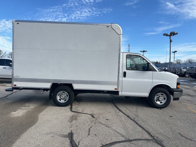 2024 Chevrolet Express Base
