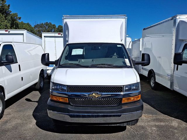 2024 Chevrolet Express Base