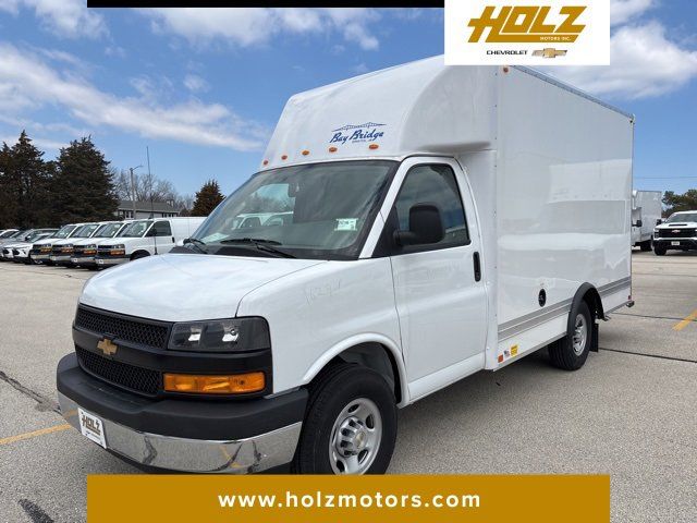 2024 Chevrolet Express Base