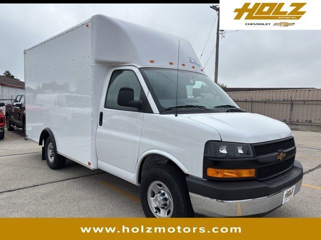 2024 Chevrolet Express Base