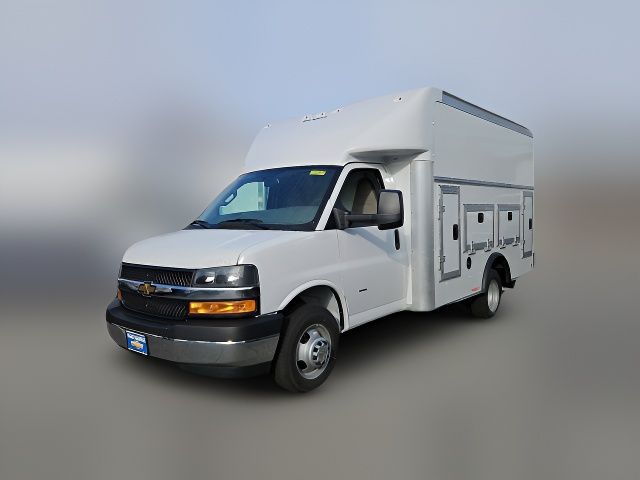 2024 Chevrolet Express Base