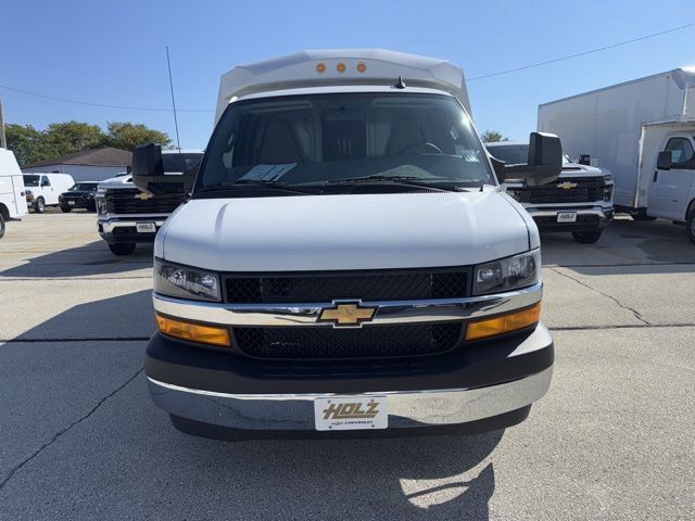 2024 Chevrolet Express Base