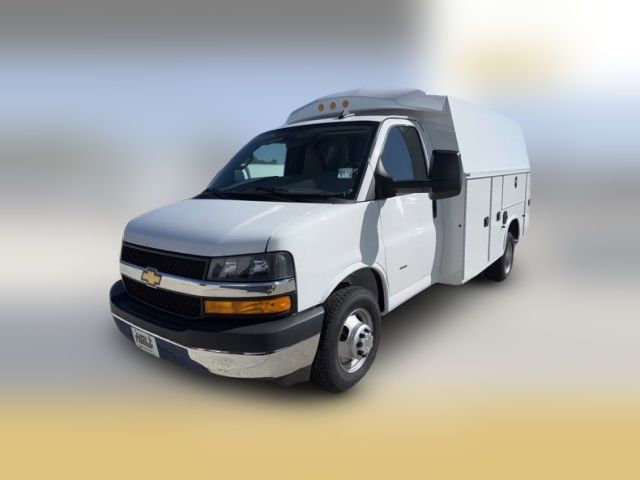 2024 Chevrolet Express Base