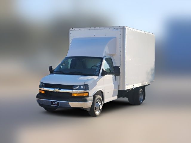 2024 Chevrolet Express Base