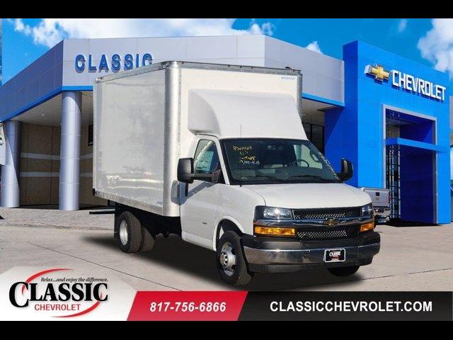 2024 Chevrolet Express Base